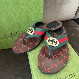 Gucci thong sandal - Authentic